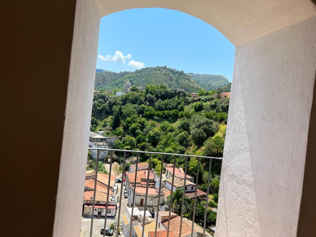 La Rupe Apartments Tropea Εξωτερικό φωτογραφία